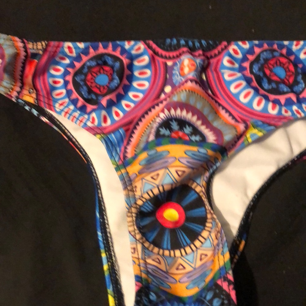 Girls junior size m bathing suit bottoms